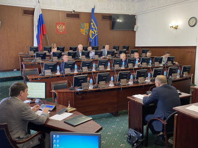 С внутриквартальных территорий снег тоже нужно вывозить