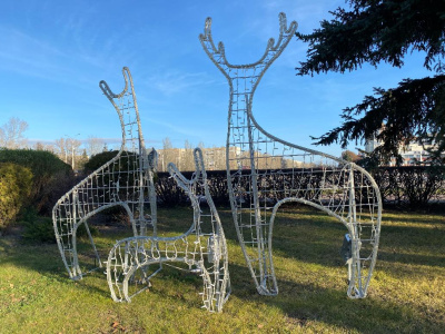 В Тольятти начали монтаж новогодних украшений