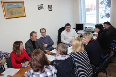 Депутаты городского парламента вновь встретились с инициативной группой молодых семей