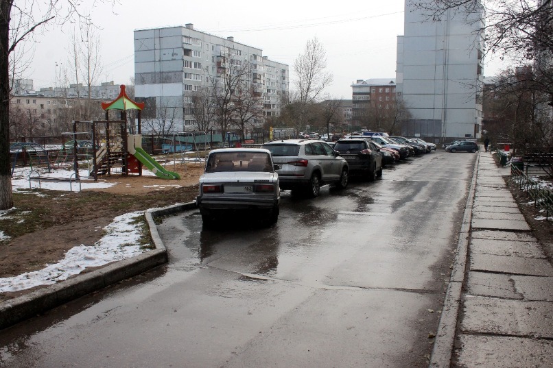 Устройство расширения проезда по ул. Матросова д.12. Проект, реализованный в 2020 году.