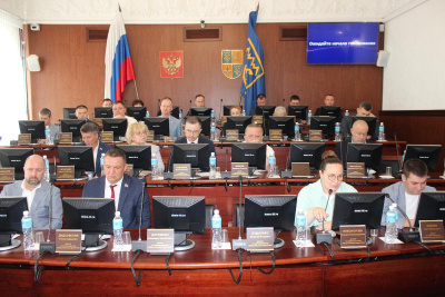 Более тысячи семисот подростков смогут летом получить работу