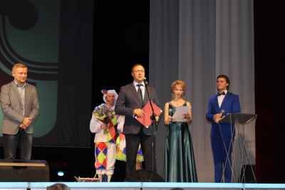 Представители депутатского корпуса поздравили ДК «Тольятти» с 40-летием