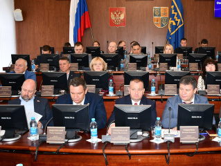 Работа муниципальной УК АО «МУ ЖКХ» остается в поле зрения депутатов