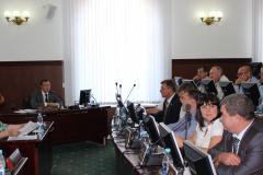 На заседании Думы депутаты вновь вернулись к вопросу о реализации посланий президента России и губернатора Самарской области