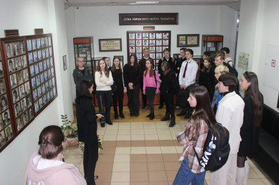 Об устройстве и деятельности органов власти рассказали старшеклассникам в Думе г.о. Тольятти