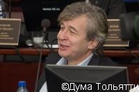 Тепло попрощался с действующим мэром и Борислав Гринблат, который прежде частенько оппонировал Анатолию Пушкову, критиковал его действия