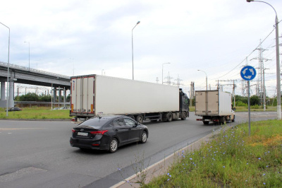 Депутаты просят ограничить движение большегрузов по трассе М-5