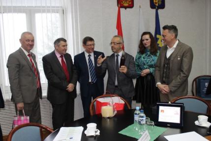Встреча депутатов с официальной делегацией из города Ре итальянской провинции Вербано Кузио в марте 2019 года.