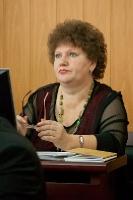 Светлана Соколова, представляющая в пятом созыве Думы интересы педагогического сообщества и родительской общественности, в настоящее время является членом комиссии по бюджету и экономической политике