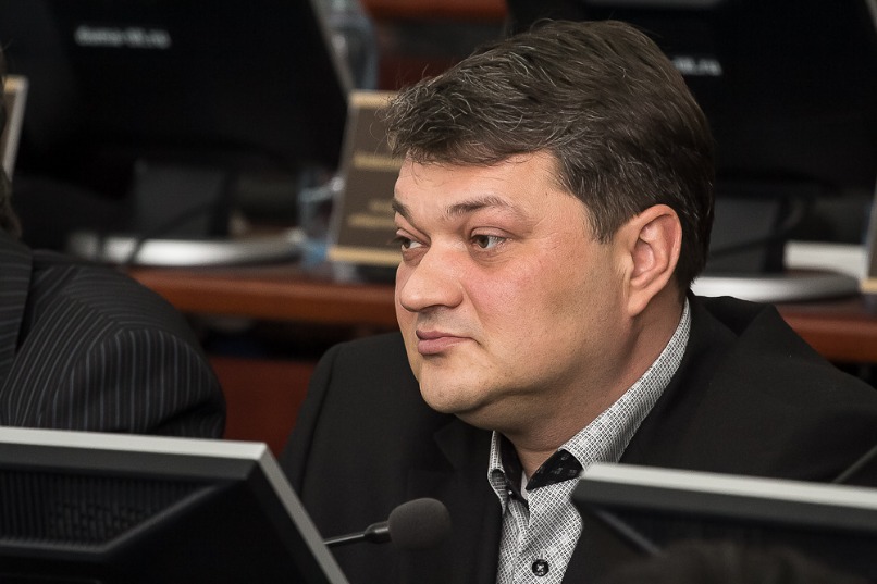 	Сергей Колмыков - председатель комиссии по бюджету и экономической политике