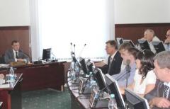 Дума приняла отчет о деятельности мэра и мэрии за 2013 год