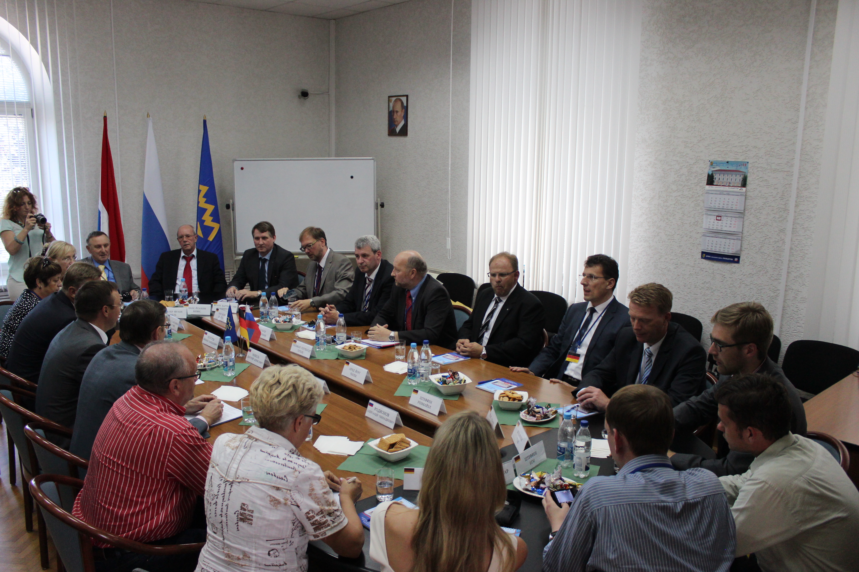 Дмитрий Микель рассказал гостям из Германии о работе парламента Тольятти