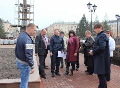 Депутаты потребовали завершить ремонт объектов и благоустройство территорий памятных мест к 8 мая